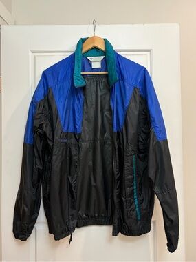 Vintage 90’s Columbia Men's Black Windbreaker with Blue and Teal Accents